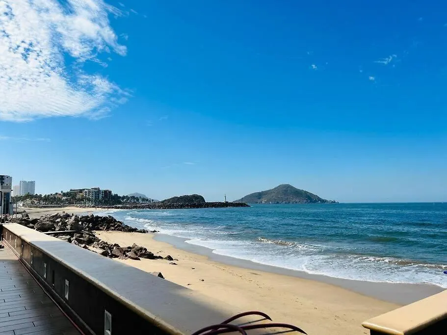 Depa Frente A La Playa By G P S Rentas Apartment Mazatlan 0*,